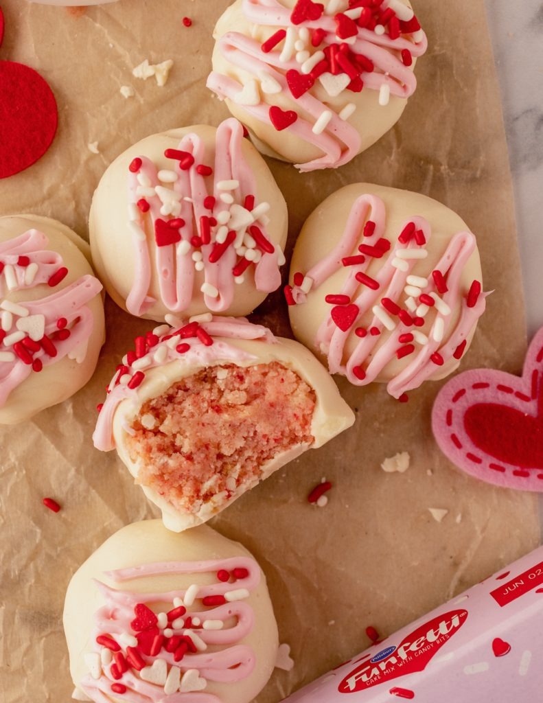 Funfetti® Valentine's Cake Balls Recipe - Pillsbury Baking