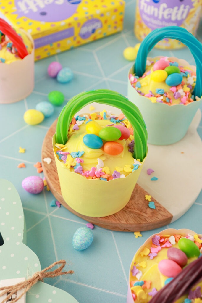 Easter Basket Cupcakes Recipe - Pillsbury Baking